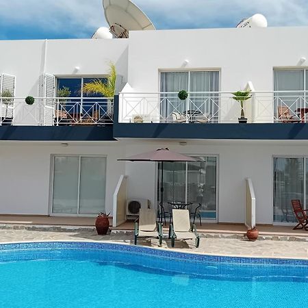 Kato Paphos Suites Ngoại thất bức ảnh