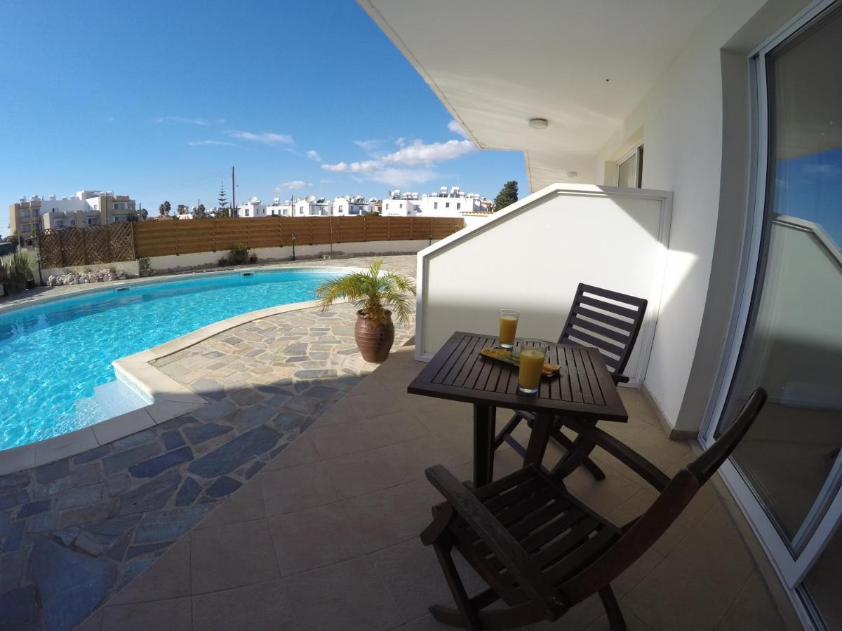 Kato Paphos Suites Ngoại thất bức ảnh