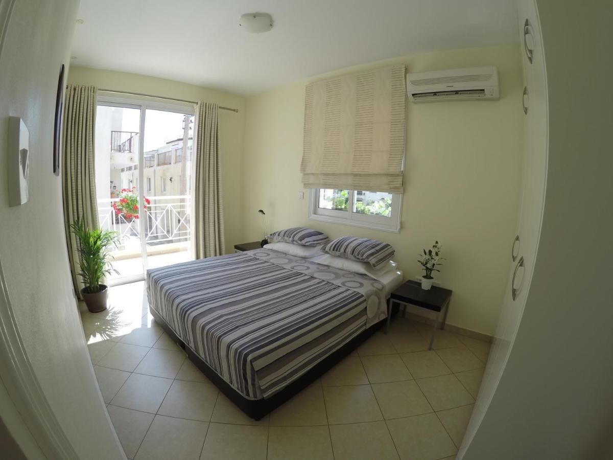 Kato Paphos Suites Ngoại thất bức ảnh