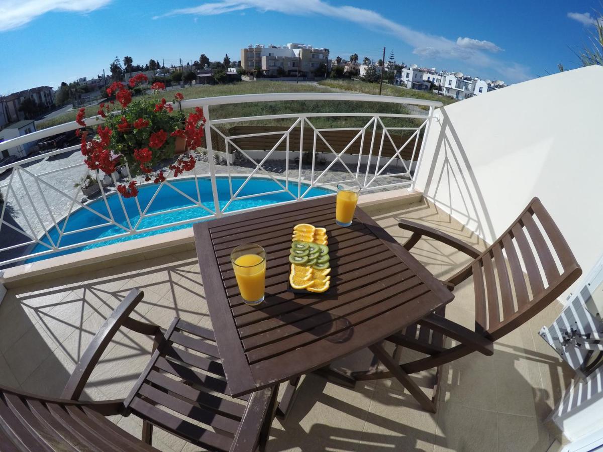 Kato Paphos Suites Ngoại thất bức ảnh