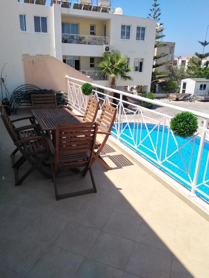Kato Paphos Suites Ngoại thất bức ảnh