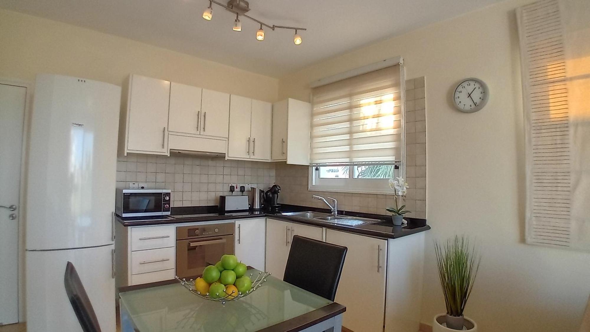 Kato Paphos Suites Ngoại thất bức ảnh